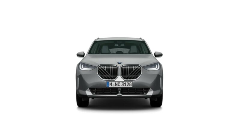 
								BMW X3 xDrive 20d 4 Serie full									